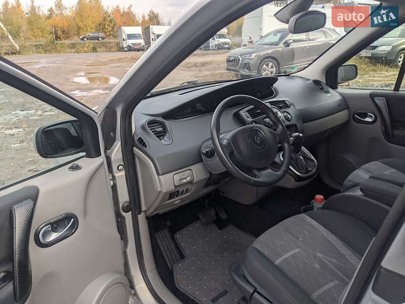 Минивэн Renault Scenic 2004 в Ковеле