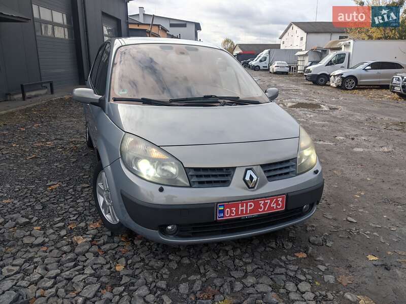 Минивэн Renault Scenic 2004 в Ковеле