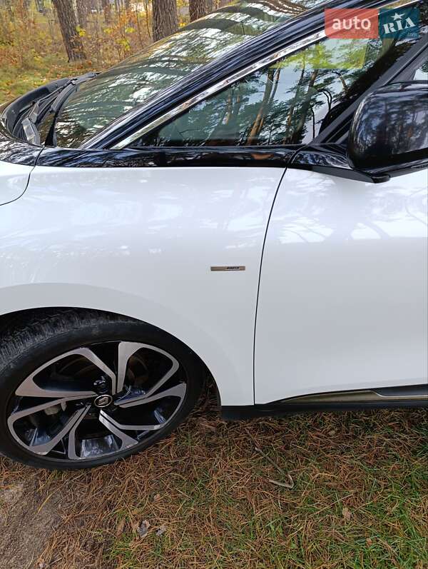 Мінівен Renault Scenic 2017 в Житомирі