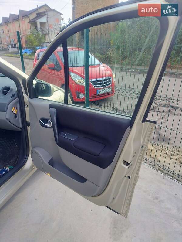 Минивэн Renault Scenic 2007 в Дубно фото 16 Минивэн Renault Scenic 2007 в Дубно