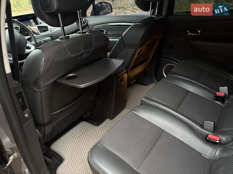 Мінівен Renault Scenic 2012 в Ніжині