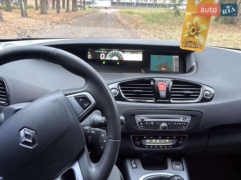 Мінівен Renault Scenic 2012 в Ніжині