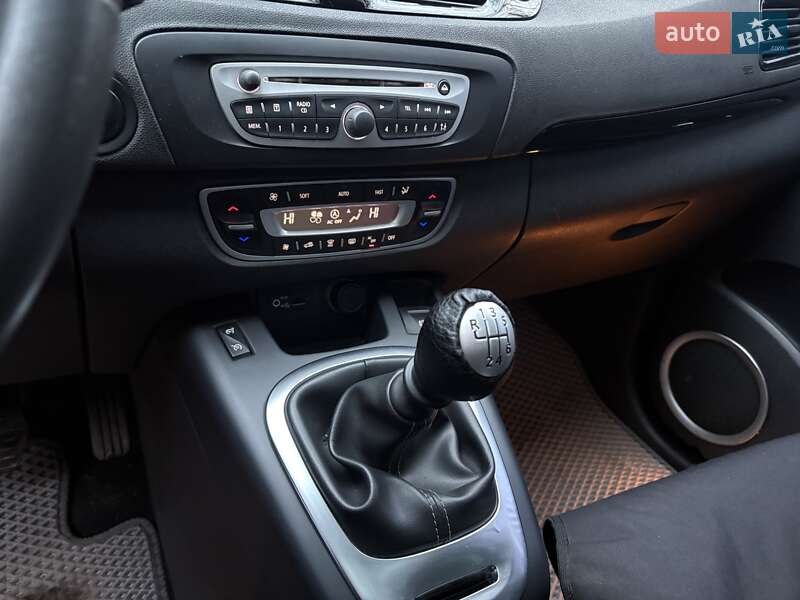 Мінівен Renault Scenic 2012 в Ніжині