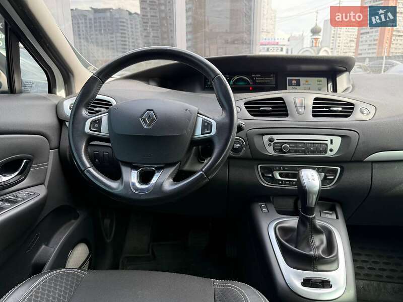 Минивэн Renault Scenic 2013 в Киеве фото 14 Минивэн Renault Scenic 2013 в Киеве