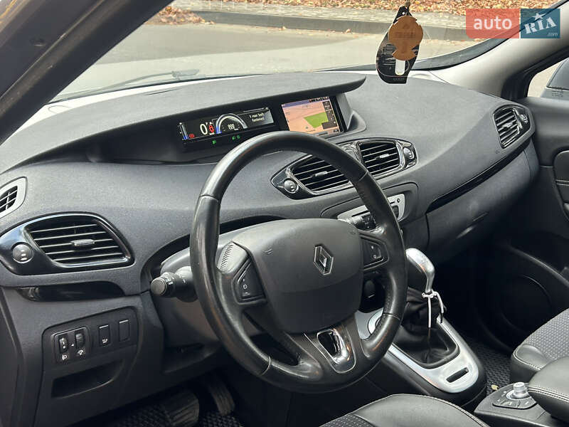 Мінівен Renault Scenic 2015 в Львові