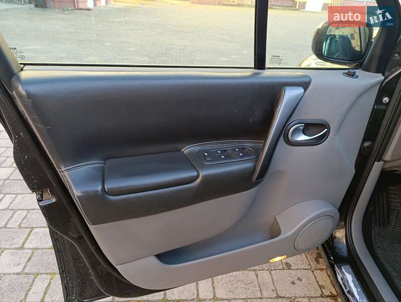 Минивэн Renault Scenic 2005 в Луцке фото 11 Минивэн Renault Scenic 2005 в Луцке