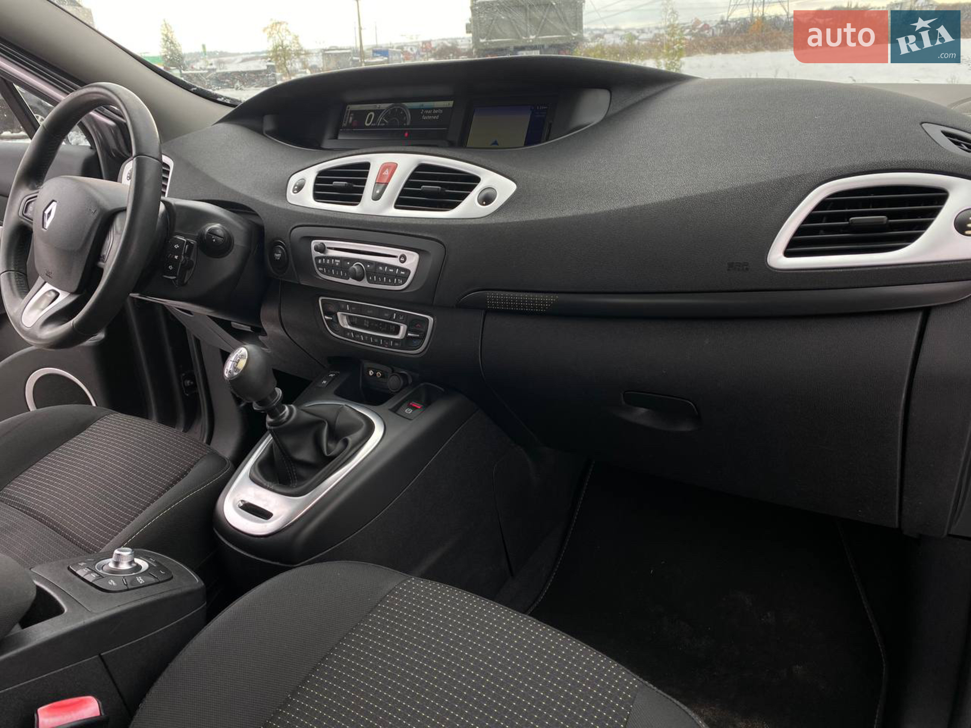 2010 Renault Scenic - мініатюра 12