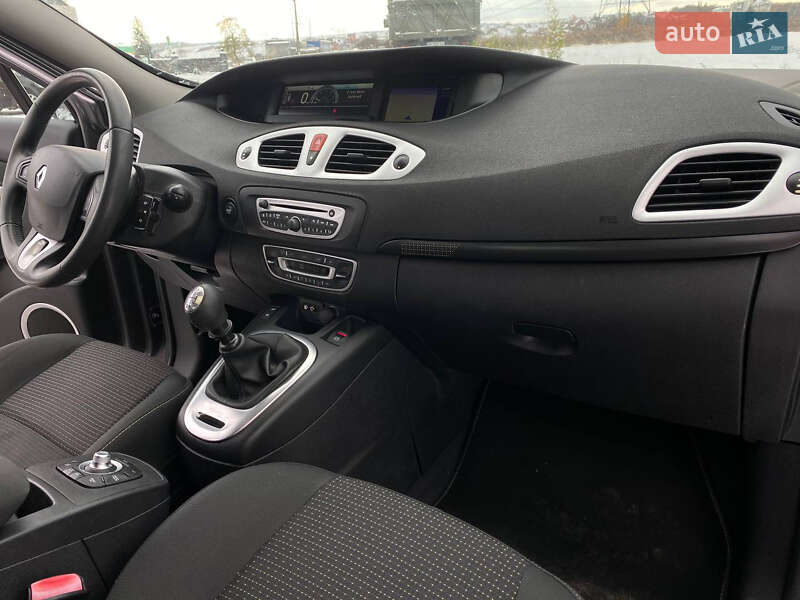 Минивэн Renault Scenic 2010 в Ровно фото 12 Минивэн Renault Scenic 2010 в Ровно