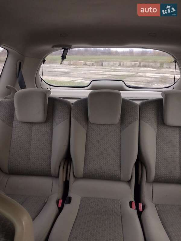 Мінівен Renault Scenic 2006 в Рівному фото 20 Мінівен Renault Scenic 2006 в Рівному