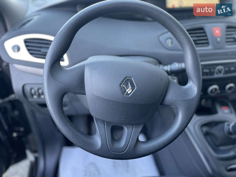 Мінівен Renault Scenic 2009 в Сумах фото 17 Мінівен Renault Scenic 2009 в Сумах