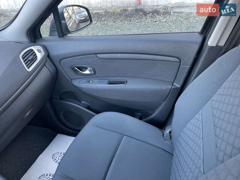 Мінівен Renault Scenic 2009 в Сумах фото 40 Мінівен Renault Scenic 2009 в Сумах