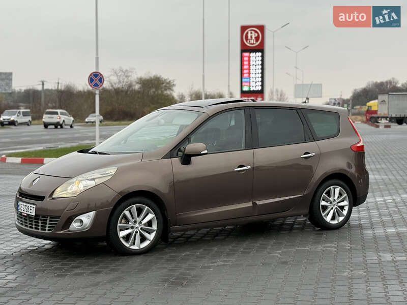 Минивэн Renault Scenic 2009 в Черновцах