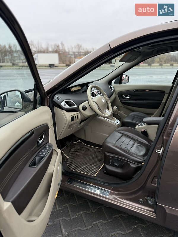 Минивэн Renault Scenic 2009 в Черновцах
