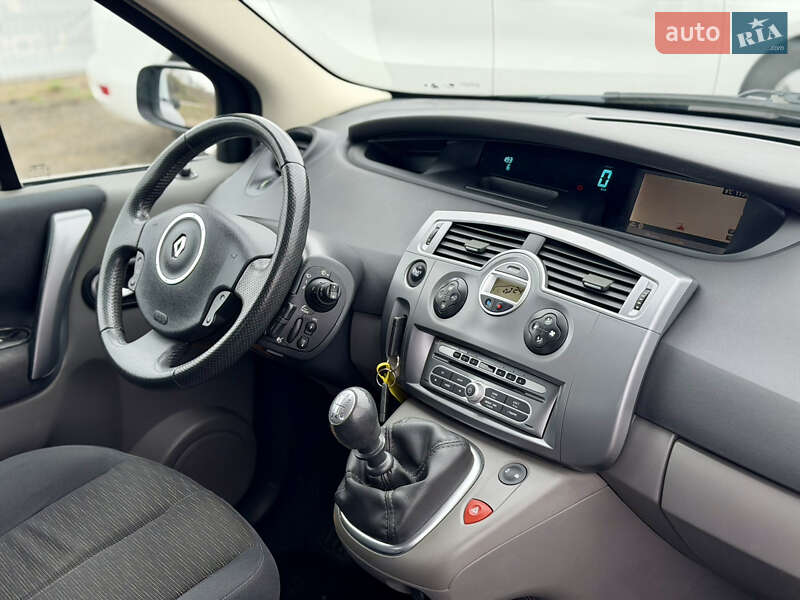 Мінівен Renault Scenic 2007 в Рівному