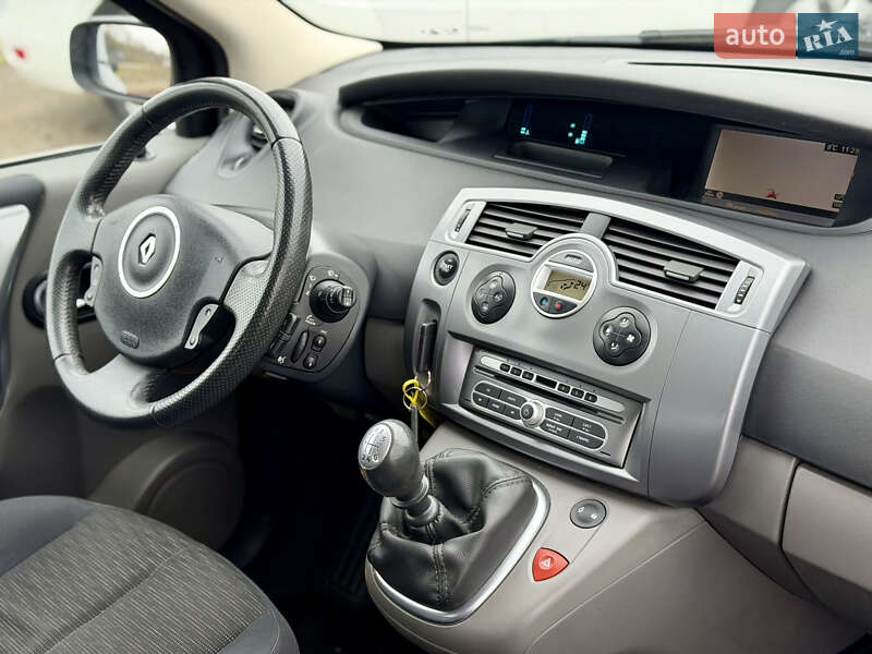 Мінівен Renault Scenic 2007 в Рівному