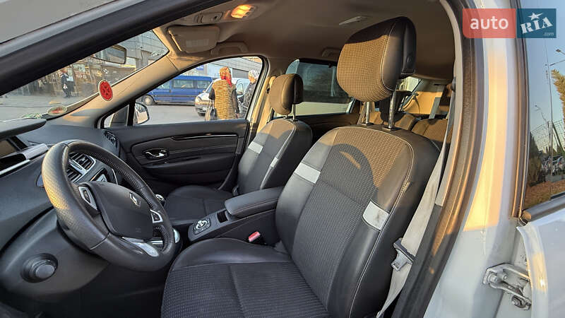 Мінівен Renault Scenic 2012 в Ковелі