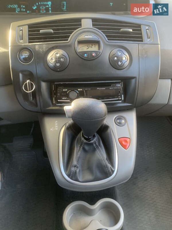 Минивэн Renault Scenic 2006 в Николаеве фото 10 Минивэн Renault Scenic 2006 в Николаеве