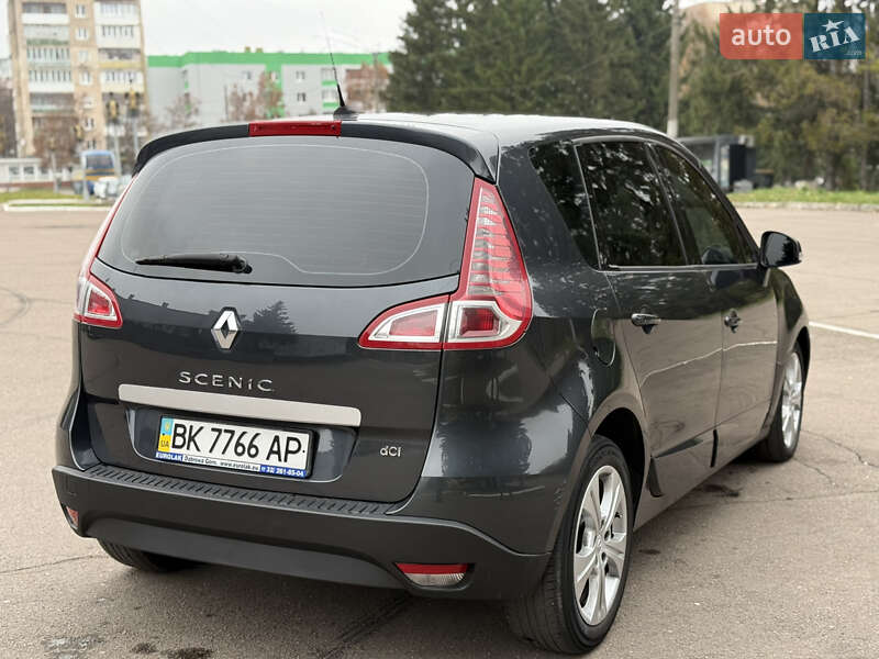 Минивэн Renault Scenic 2011 в Ровно