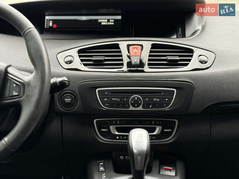 Минивэн Renault Scenic 2011 в Ровно