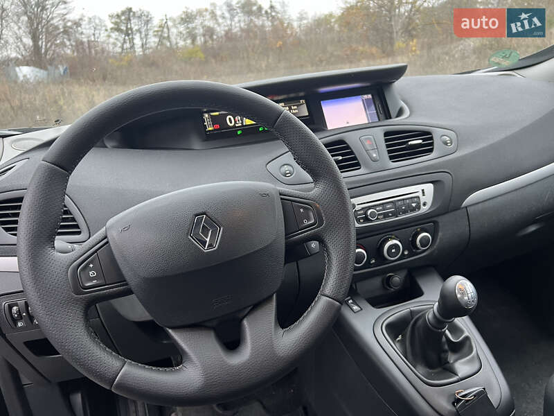 Минивэн Renault Scenic 2012 в Виннице