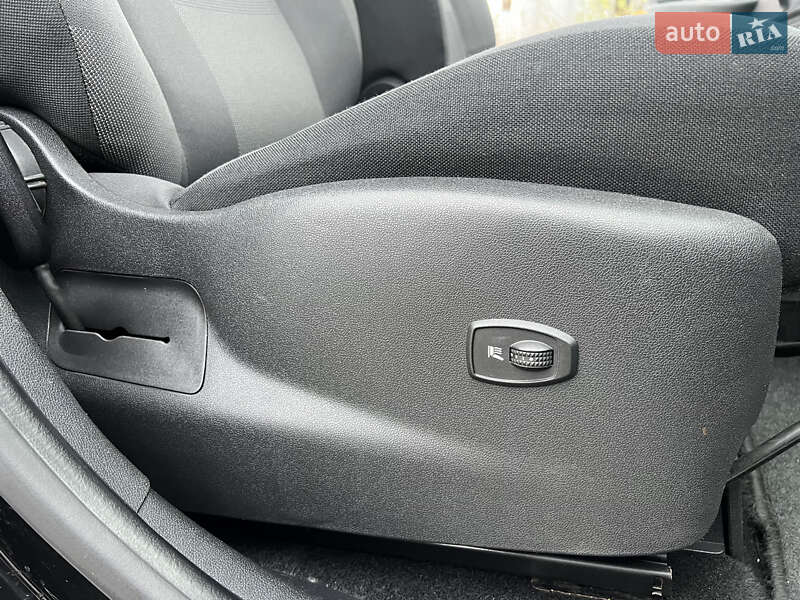 Минивэн Renault Scenic 2012 в Виннице