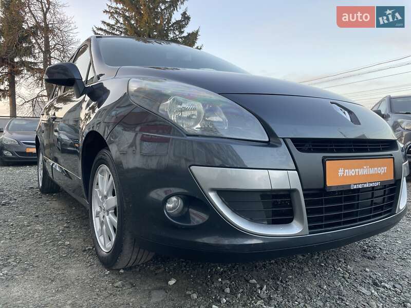 Мінівен Renault Scenic 2011 в Сумах