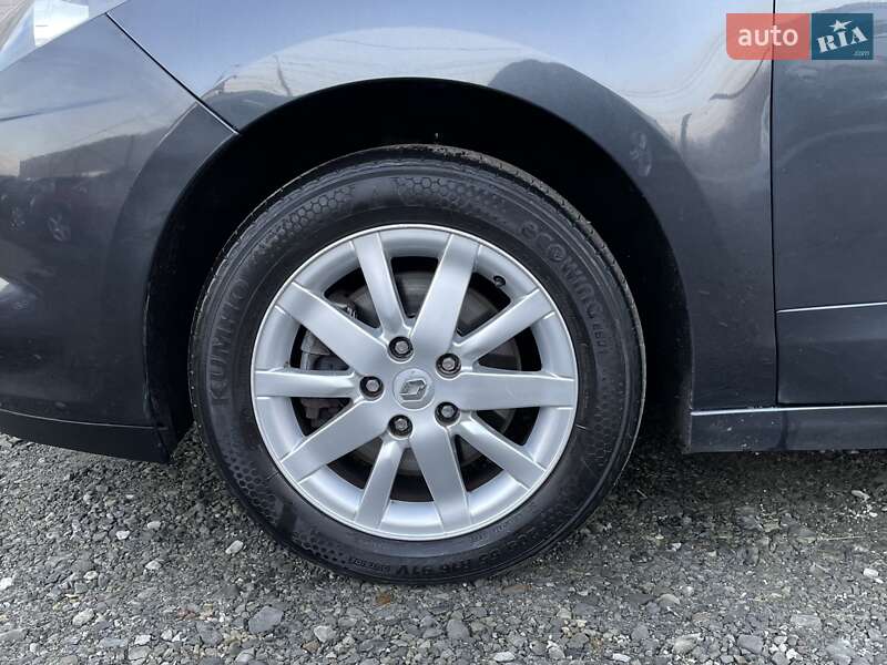 Мінівен Renault Scenic 2011 в Сумах