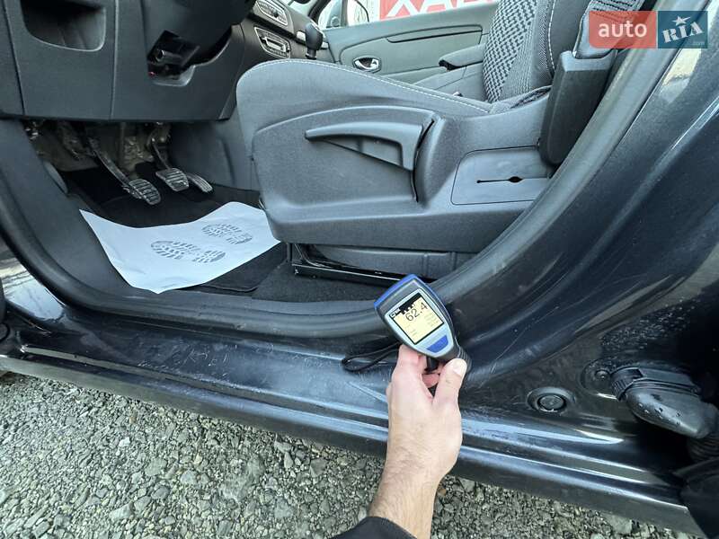 Мінівен Renault Scenic 2011 в Сумах