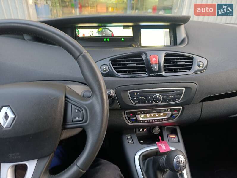Минивэн Renault Scenic 2011 в Стрые фото 17 Минивэн Renault Scenic 2011 в Стрые