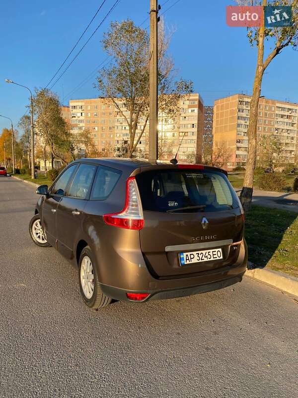 Мінівен Renault Scenic 2010 в Запоріжжі