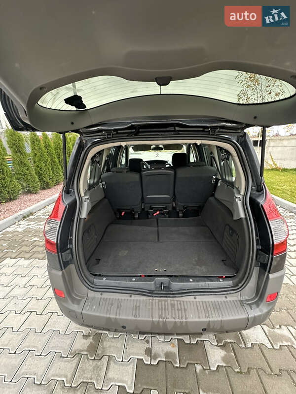 Минивэн Renault Scenic 2007 в Ровно