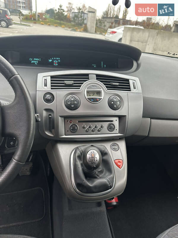 Минивэн Renault Scenic 2007 в Ровно