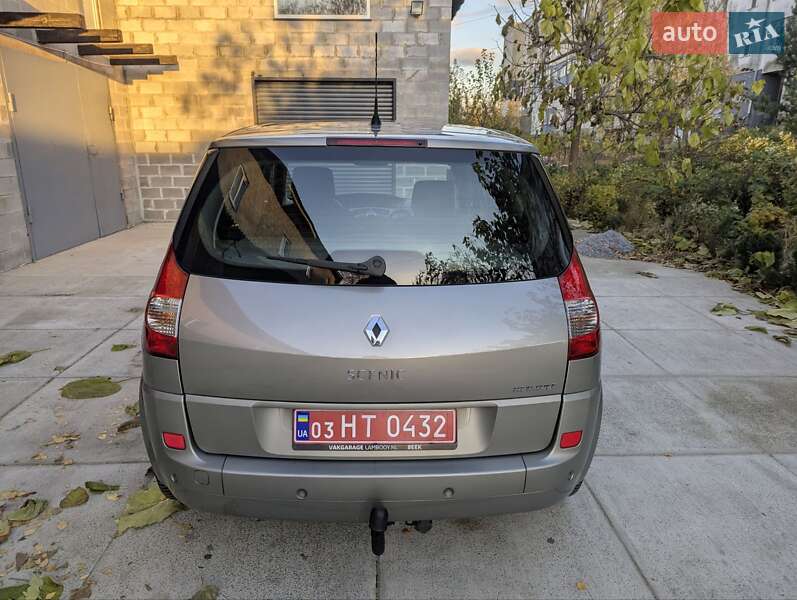 Мінівен Renault Scenic 2006 в Дубні