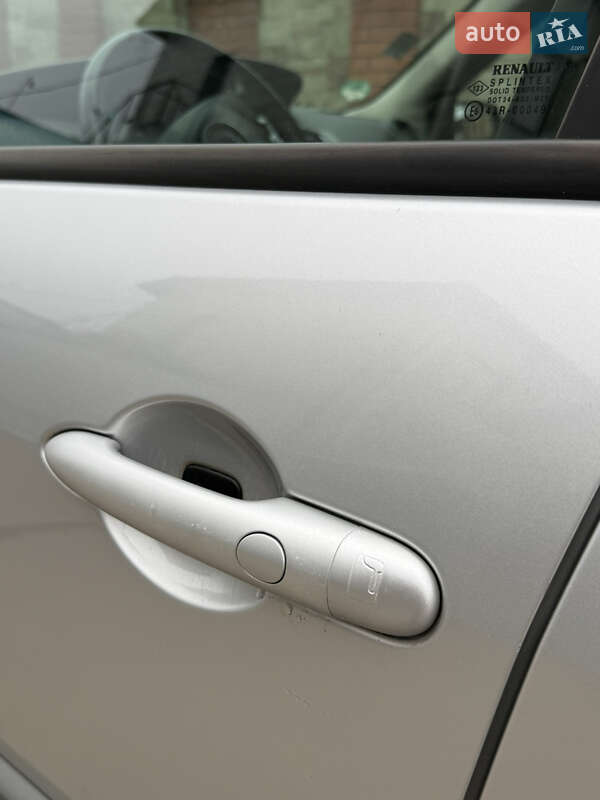 Минивэн Renault Scenic 2007 в Красилове