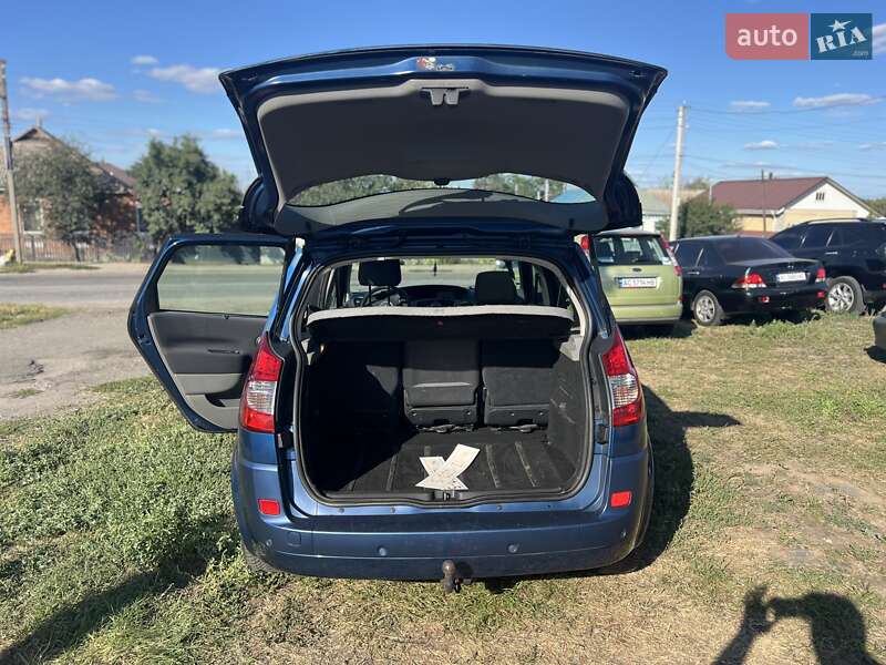 Минивэн Renault Scenic 2008 в Лозовой