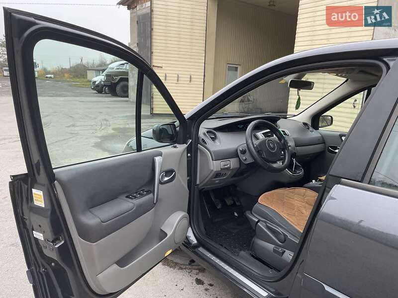 Мінівен Renault Scenic 2006 в Звягелі фото 3 Мінівен Renault Scenic 2006 в Звягелі