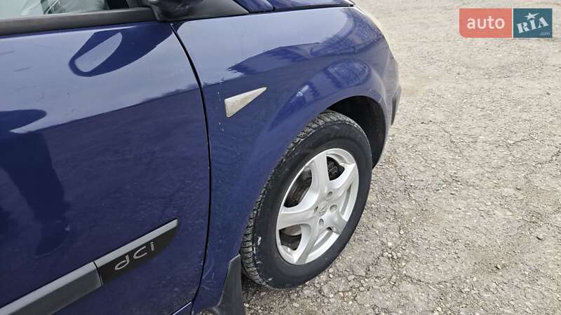 Мінівен Renault Scenic 2004 в Заліщиках