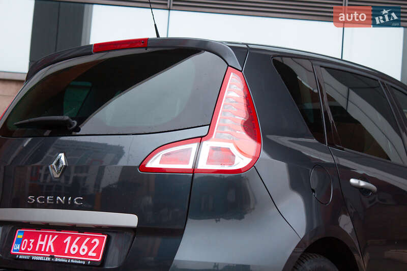 Минивэн Renault Scenic 2009 в Киеве