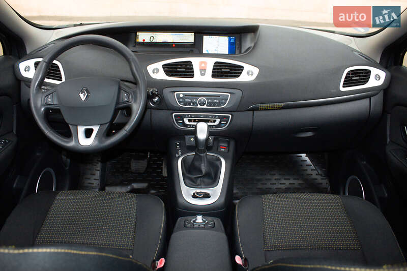 Минивэн Renault Scenic 2009 в Киеве