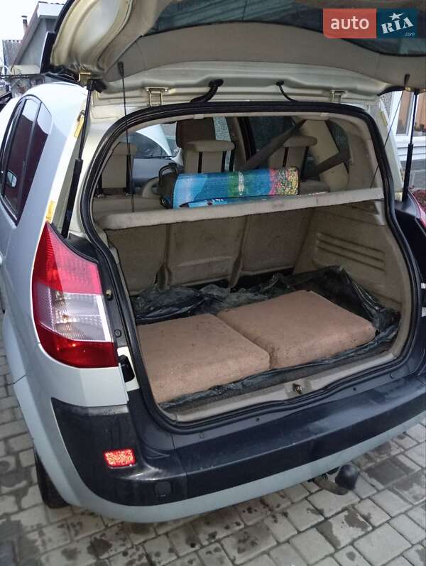 Мінівен Renault Scenic 2004 в Рожище