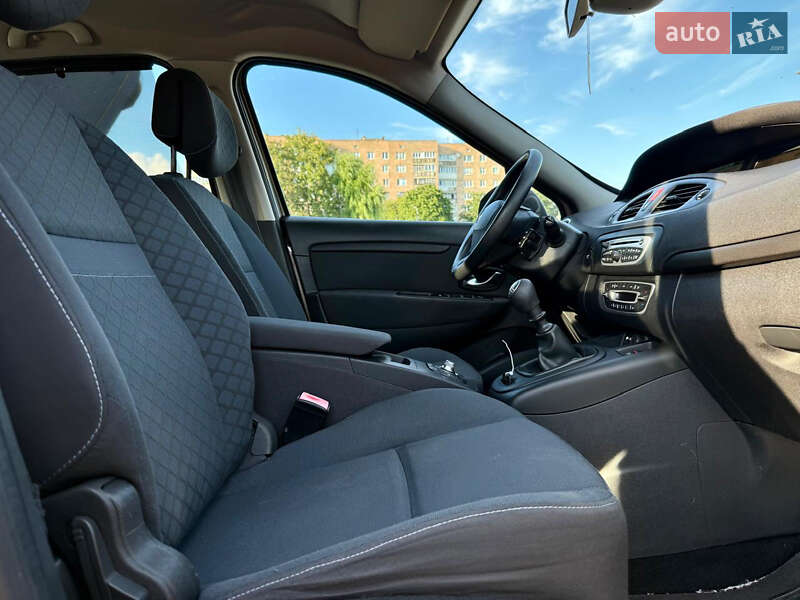 Мінівен Renault Scenic 2010 в Луцьку
