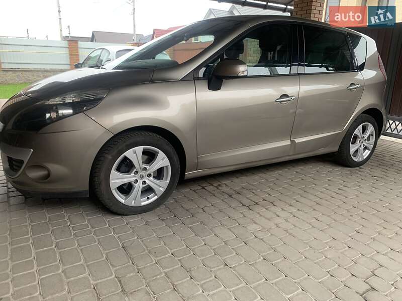 Мінівен Renault Scenic 2009 в Вінниці