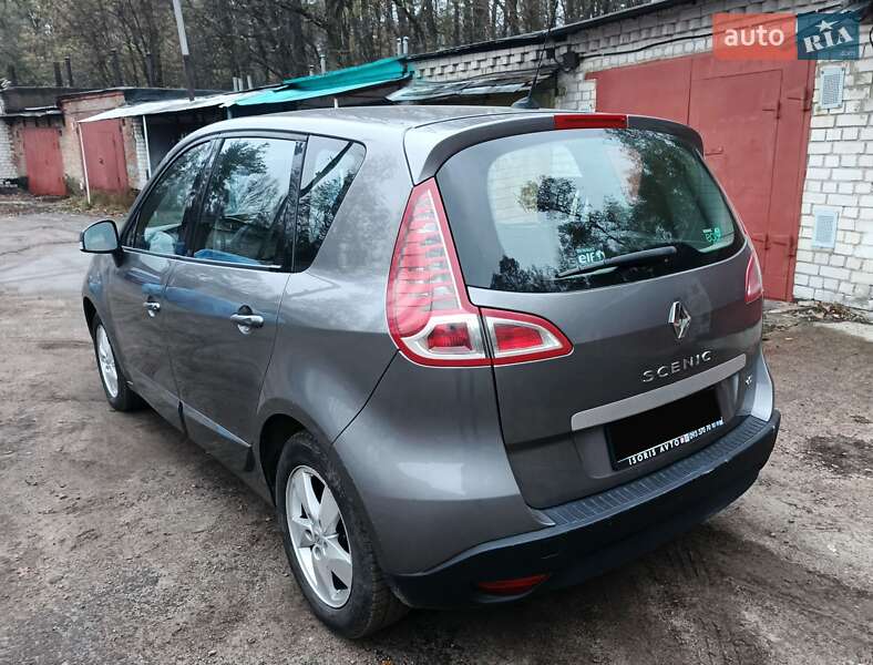 Минивэн Renault Scenic 2011 в Чернигове