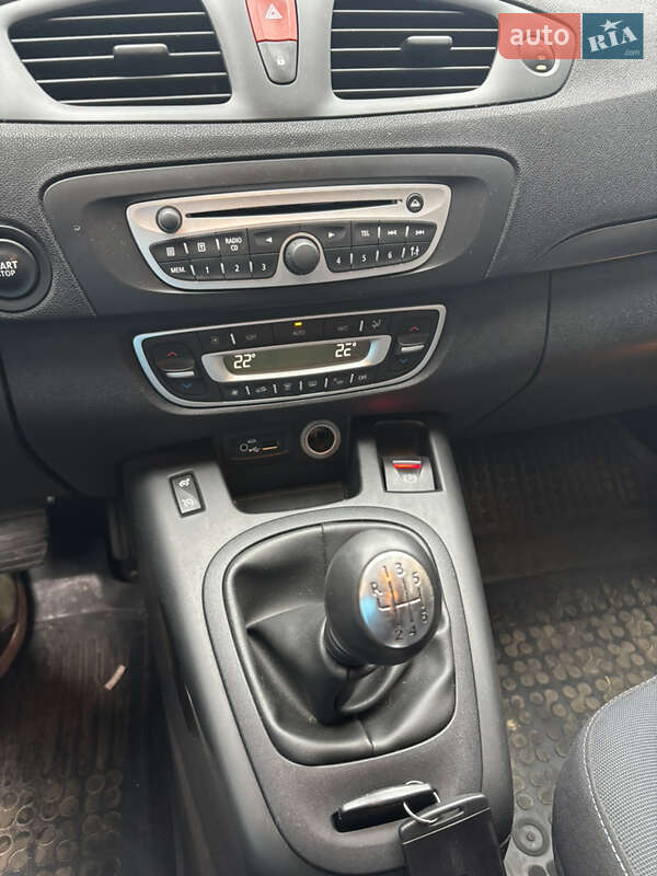 Мінівен Renault Scenic 2009 в Києві фото 12 Мінівен Renault Scenic 2009 в Києві