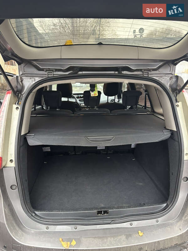 Мінівен Renault Scenic 2009 в Києві фото 16 Мінівен Renault Scenic 2009 в Києві