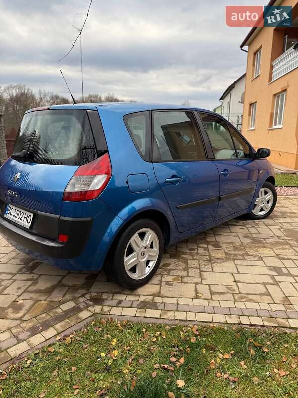 Минивэн Renault Scenic 2005 в Самборе