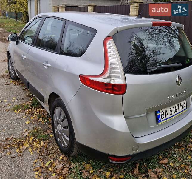 Мінівен Renault Scenic 2009 в Новгородці фото 4 Мінівен Renault Scenic 2009 в Новгородці