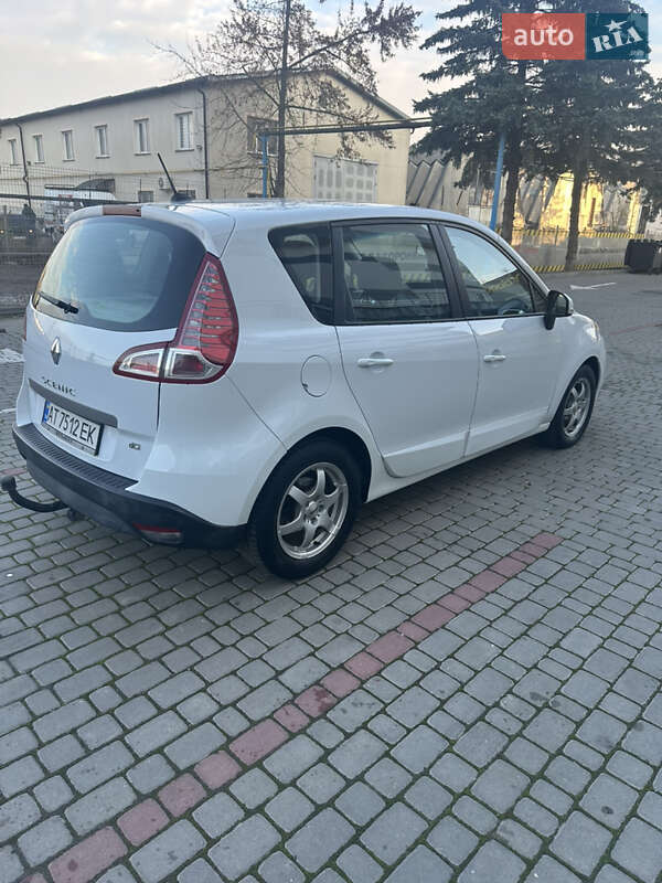 Минивэн Renault Scenic 2011 в Ивано-Франковске фото 5 Минивэн Renault Scenic 2011 в Ивано-Франковске