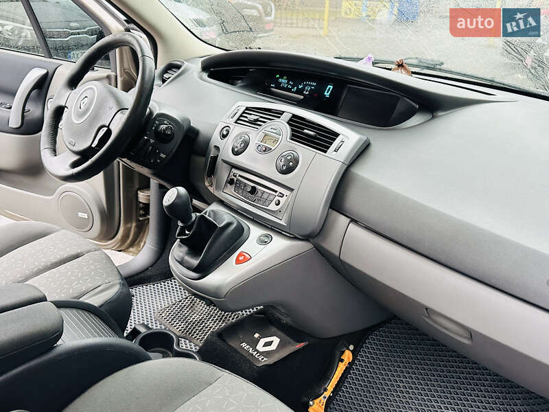 Минивэн Renault Scenic 2008 в Харькове