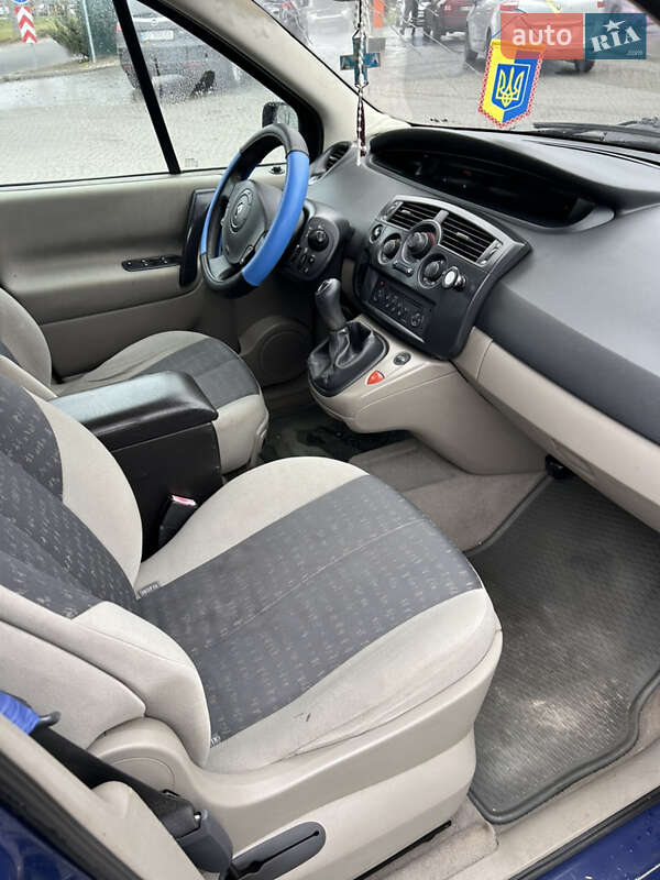 Мінівен Renault Scenic 2004 в Полтаві фото 12 Мінівен Renault Scenic 2004 в Полтаві